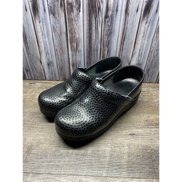 Dansko Shoes - Dansko Women's Size 39 Black Silver Patent Slip On Nurse Clogs Shoes /Used